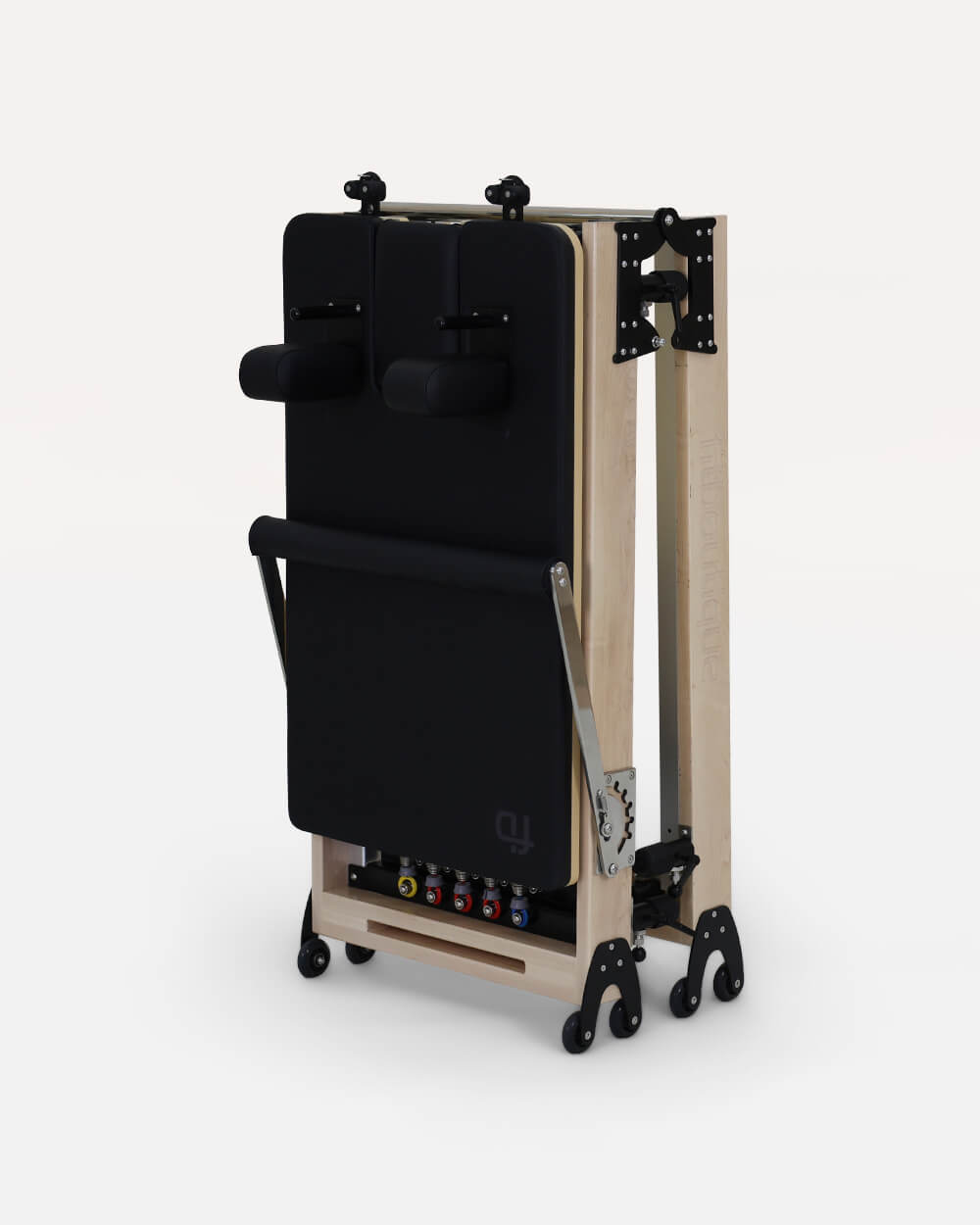 FitBoutique I Maple Crest Reformer Black Leather