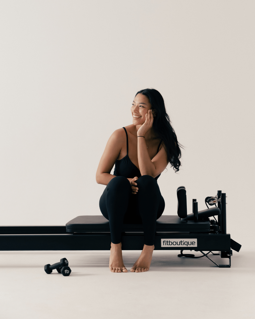 FitBoutique I Space Black Reformer